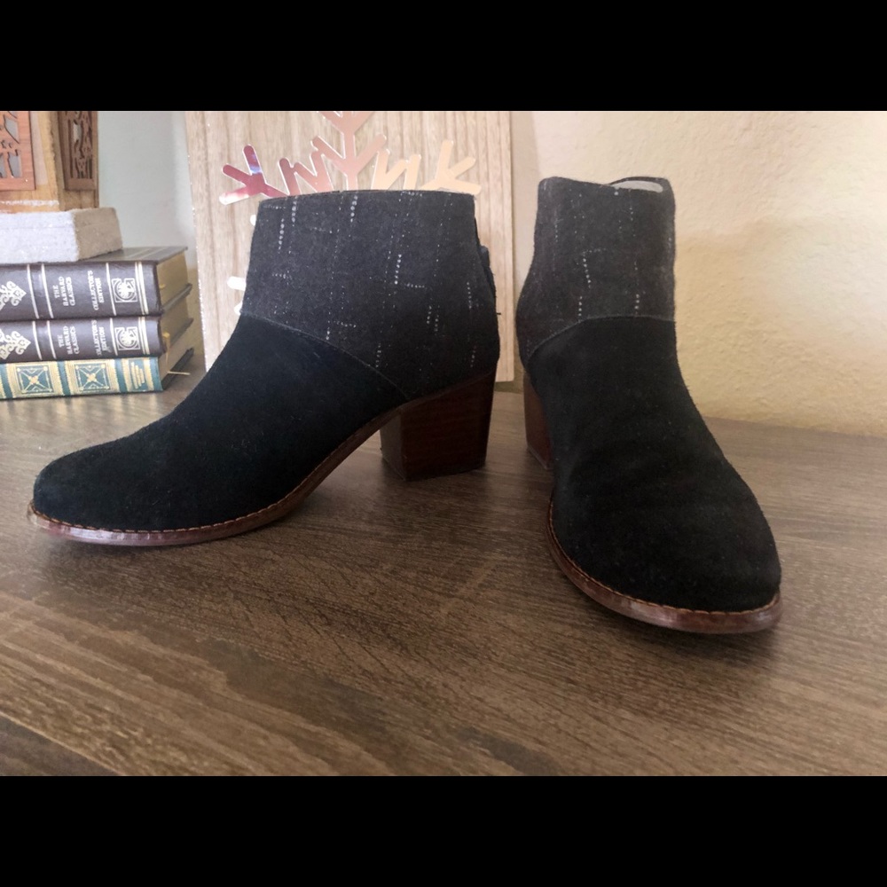 Tom’s Suede Bootie - Picture 8 of 8